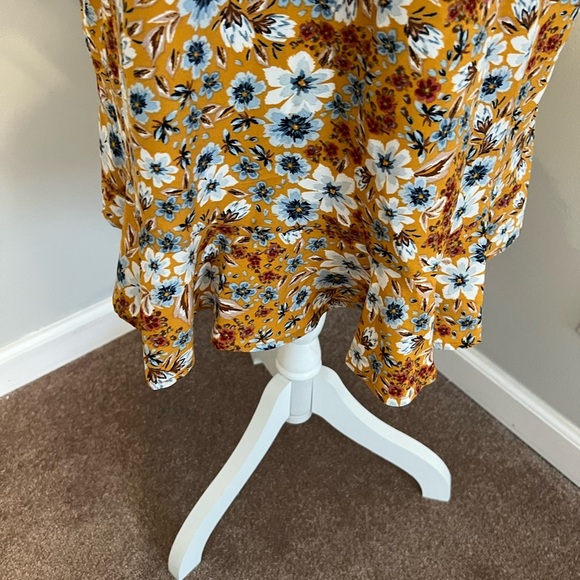 NWT Time & Tru Ruffle Peplum Top Size Large - Picture 5 of 7